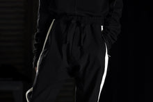 画像をギャラリービューアに読み込む, thom/krom SIDE LINE JOGGER PANTS / ELASTIC VISCOSE NYLON (BLACK)