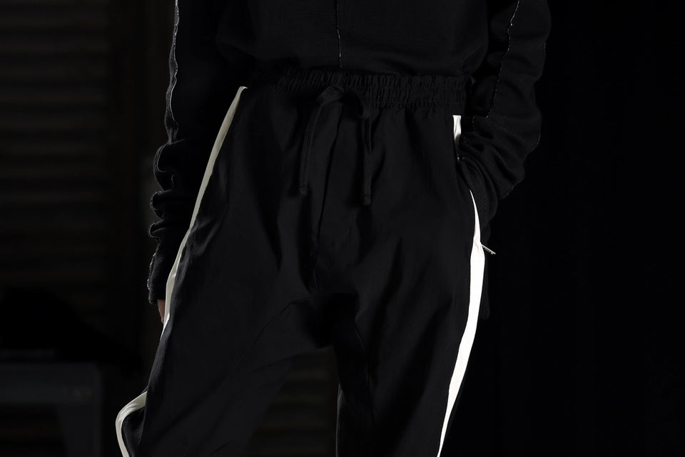画像をギャラリービューアに読み込む, thom/krom SIDE LINE JOGGER PANTS / ELASTIC VISCOSE NYLON (BLACK)