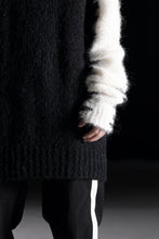 Load image into Gallery viewer, thom/krom MOCK NECK KNIT PULLOVER / ALPACA WOOL (WHITE x BLACK)