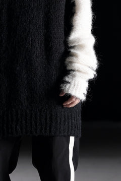 Load image into Gallery viewer, thom/krom MOCK NECK KNIT PULLOVER / ALPACA WOOL (WHITE x BLACK)