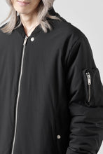 画像をギャラリービューアに読み込む, thom/krom MA-1 JACKET / ELASTIC NYLON + WARM PADDED (BLACK)