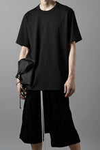 画像をギャラリービューアに読み込む, OBLADI POCKET BAG T-SHIRT (BLACK)