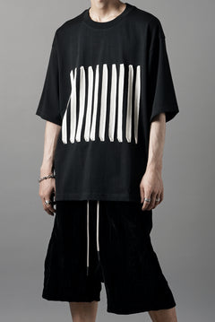 画像をギャラリービューアに読み込む, OBLADI BARCODE T SHIRT IN BLACK (BLACK)