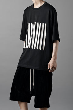 画像をギャラリービューアに読み込む, OBLADI BARCODE T SHIRT IN BLACK (BLACK)