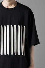 画像をギャラリービューアに読み込む, OBLADI BARCODE T SHIRT IN BLACK (BLACK)