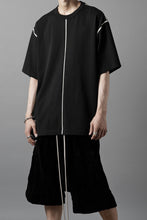 画像をギャラリービューアに読み込む, OBLADI REVERSIBLE SHORT SLEEVE T SHIRT (BLACK)