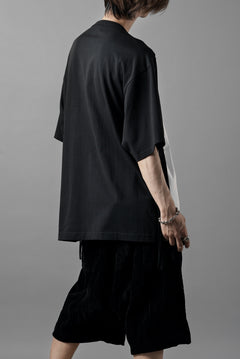画像をギャラリービューアに読み込む, OBLADI TWO LAYER FRINGE CUT T SHIRT WITH JEANS POCKET (BLACK)