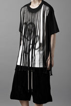画像をギャラリービューアに読み込む, OBLADI TWO LAYER FRINGE CUT T SHIRT WITH AIRBRUSH PAINT (BLACK)