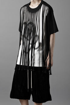 画像をギャラリービューアに読み込む, OBLADI TWO LAYER FRINGE CUT T SHIRT WITH AIRBRUSH PAINT (BLACK)