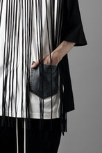 画像をギャラリービューアに読み込む, OBLADI TWO LAYER FRINGE CUT T SHIRT WITH JEANS POCKET (BLACK)