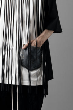 画像をギャラリービューアに読み込む, OBLADI TWO LAYER FRINGE CUT T SHIRT WITH JEANS POCKET (BLACK)