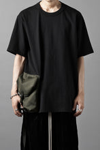画像をギャラリービューアに読み込む, OBLADI POCKET BAG T-SHIRT- MOSS GREEN (BLACK)