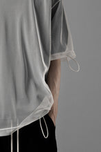 画像をギャラリービューアに読み込む, OBLADI TWO LAYER T SHIRT IN BLACK WITH WHITE MESH (BLACK)