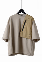 画像をギャラリービューアに読み込む, D-VEC x ALMOSTBLACK OVERSIZED ZIP POCKET SHORT T-SHIRT / HIGH TWIST COTTON S.R.G. (BEIGE)