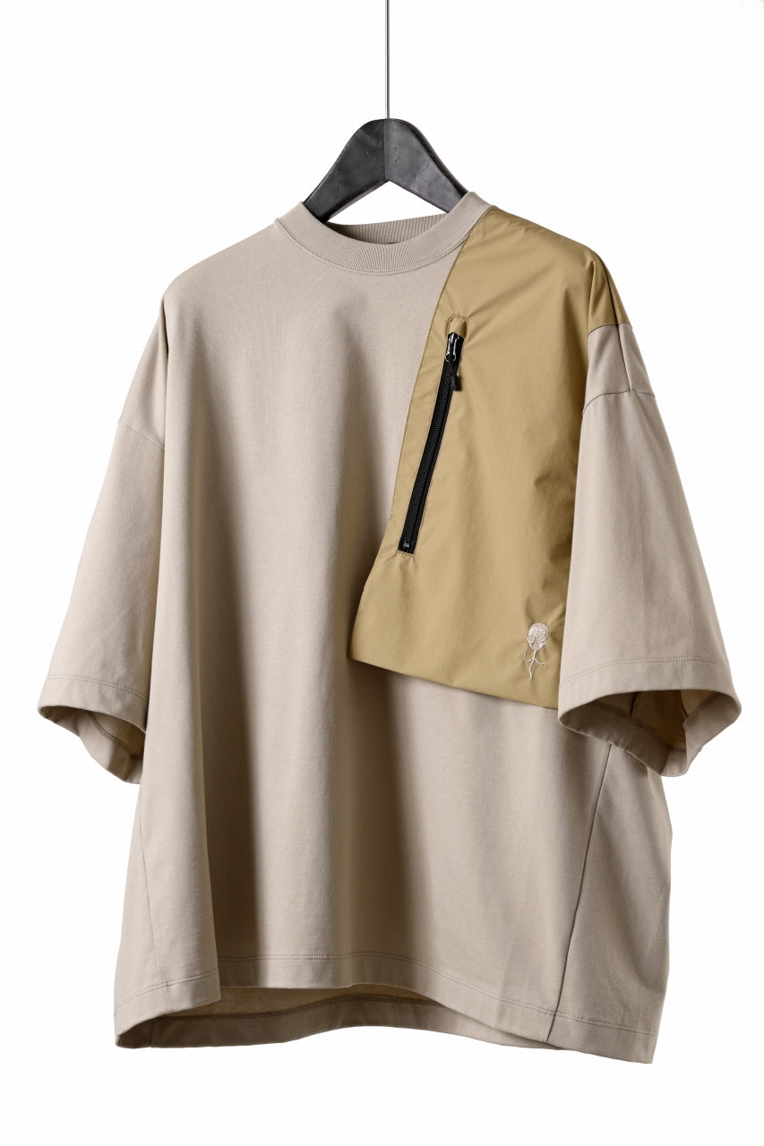 画像をギャラリービューアに読み込む, D-VEC x ALMOSTBLACK OVERSIZED ZIP POCKET SHORT T-SHIRT / HIGH TWIST COTTON S.R.G. (BEIGE)