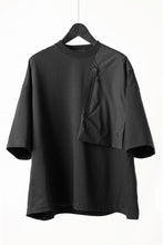 画像をギャラリービューアに読み込む, D-VEC x ALMOSTBLACK OVERSIZED ZIP POCKET SHORT T-SHIRT / HIGH TWIST COTTON S.R.G. (BLACK)