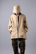 画像をギャラリービューアに読み込む, D-VEC x ALMOSTBLACK MA-1 BLOUSON / WINDSTOPPER BY GORE-TEX LABS 3L S.R.G. (BEIGE)