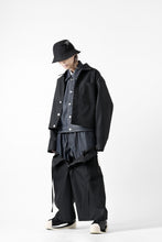 画像をギャラリービューアに読み込む, D-VEC TECH DENIM WIDE CROPPED TROUSERS / STRETCH TWILL (NIGHT SEA BLACK)