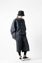 画像をギャラリービューアに読み込む, D-VEC TECH DENIM WIDE CROPPED TROUSERS / STRETCH TWILL (INDIGO)