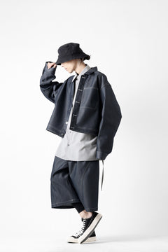 画像をギャラリービューアに読み込む, D-VEC TECH DENIM WIDE CROPPED TROUSERS / STRETCH TWILL (INDIGO)