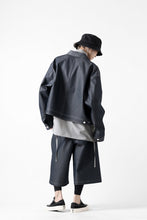 画像をギャラリービューアに読み込む, D-VEC TECH DENIM WIDE CROPPED TROUSERS / STRETCH TWILL (INDIGO)