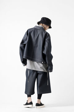 画像をギャラリービューアに読み込む, D-VEC TECH DENIM WIDE CROPPED TROUSERS / STRETCH TWILL (INDIGO)