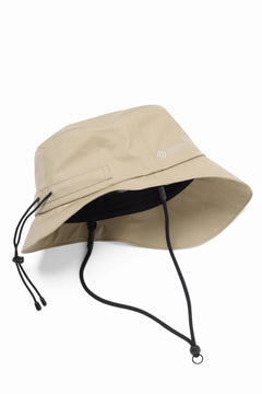 画像をギャラリービューアに読み込む, D-VEC x ALMOSTBLACK BUCKET HAT / WINDSTOPPER BY GORE-TEX LABS 3L S.D.G. (BEIGE)
