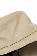 画像をギャラリービューアに読み込む, D-VEC x ALMOSTBLACK BUCKET HAT / WINDSTOPPER BY GORE-TEX LABS 3L S.D.G. (BEIGE)