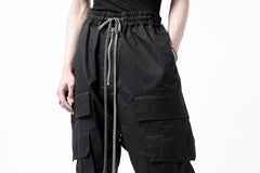 Load image into Gallery viewer, A.F ARTEFACT FRONT ZIP CARGO SAROUEL EASY PANTS (BLACK)