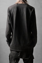 Load image into Gallery viewer, black crow x LOOM exclusive long sleeve tops / sumi dyed cotton jersey (carbon)