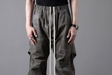 画像をギャラリービューアに読み込む, A.F ARTEFACT TUCK VOLUME BAGGY PANTS / VINTAGE DYED (KHAKI)