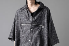 画像をギャラリービューアに読み込む, A.F ARTEFACT FRONT ZIP SQUEEZING SHIRT / PAISLEY JACQUARD (D.GREY)