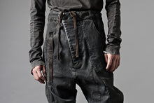画像をギャラリービューアに読み込む, BORIS BIDJAN SABERI CROPPED TROUSER / VINYL PROCESSED & NICKEL PRESSED & ACID DYED "P15.4 CUSTOM BF-FKU10002" (DIRTY ACID DENIM)