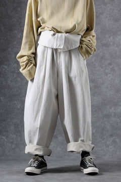 画像をギャラリービューアに読み込む, atelier AMBER TURN BACK PANTS PIG PT (white)