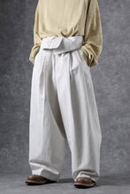画像をギャラリービューアに読み込む, atelier AMBER TURN BACK PANTS PIG PT (white)