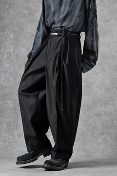 画像をギャラリービューアに読み込む, atelier AMBER COTTON SATIN TAPERED WIDE PANTS (black)