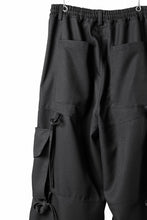 画像をギャラリービューアに読み込む, A.F ARTEFACT KNOTTING DETAIL TWILL VOLUME PANTS (BLACK)