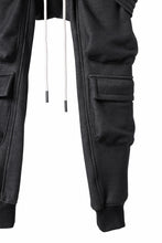 画像をギャラリービューアに読み込む, A.F ARTEFACT BOMBER HEAT BELTED SARROUEL CARGO PANTS (MIX BLACK)
