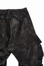 画像をギャラリービューアに読み込む, A.F ARTEFACT TUCK CARGO PANTS / METAL STEAM CAMOUFLAGE (BLACK×BROWN)