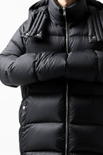 画像をギャラリービューアに読み込む, A.F ARTEFACT exclusive DUVET VERTICAL DOWN JACKET (BLACK)
