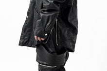 画像をギャラリービューアに読み込む, A.F ARTEFACT SNAPPED COCOON SHIRT-JACKET / SOFT GOAT LEATHER (BLACK)