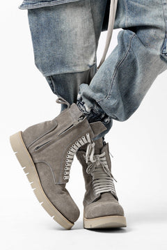 Load image into Gallery viewer, A.F ARTEFACT x Portaille LACE-UP SIDE ZIP BOOTS / SOFT SUEDE (GREIGE)