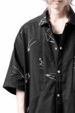 画像をギャラリービューアに読み込む, A.F ARTEFACT PYRA PATTERN PRINT H/S COVER-ALL SHIRT (BLACK)