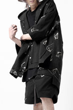 画像をギャラリービューアに読み込む, A.F ARTEFACT PYRA PATTERN PRINT H/S HOODIE SHIRT (BLACK)