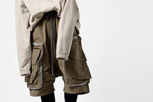 画像をギャラリービューアに読み込む, A.F ARTEFACT RADICAL-ZIP MILITARY SARROUEL SHORTS (BEIGE)