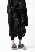 画像をギャラリービューアに読み込む, A.F ARTEFACT RADICAL-ZIP MILITARY SARROUEL SHORTS (BLACK)