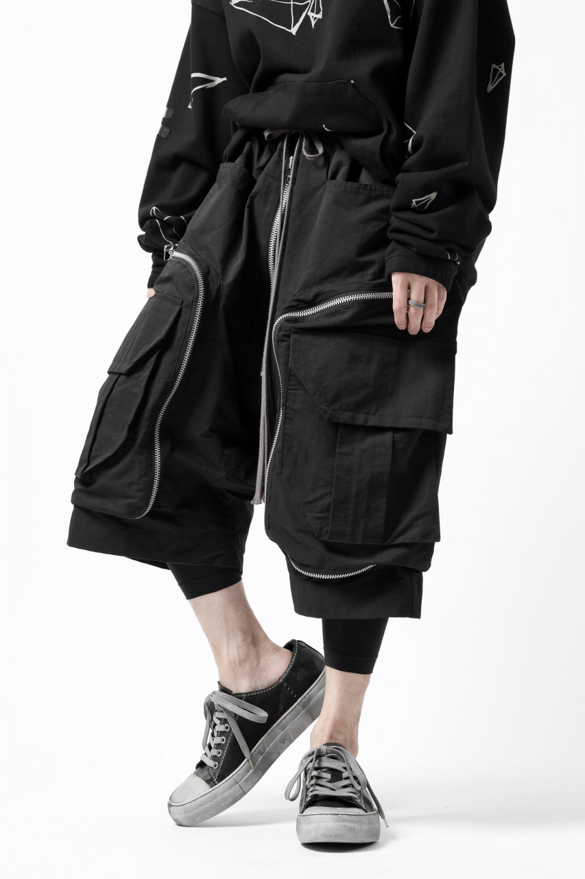 画像をギャラリービューアに読み込む, A.F ARTEFACT RADICAL-ZIP MILITARY SARROUEL SHORTS (BLACK)