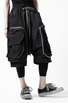 画像をギャラリービューアに読み込む, A.F ARTEFACT RADICAL-ZIP MILITARY SARROUEL SHORTS (BLACK)