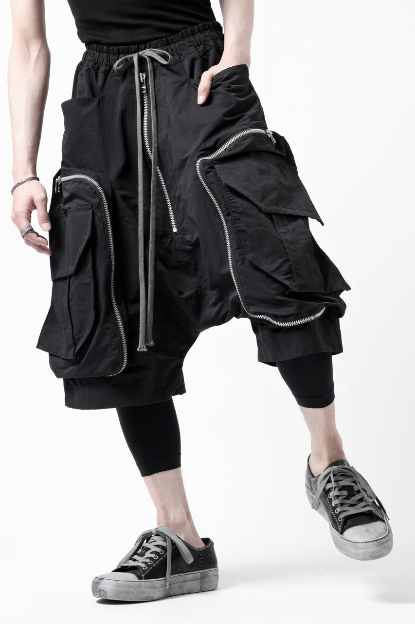 画像をギャラリービューアに読み込む, A.F ARTEFACT RADICAL-ZIP MILITARY SARROUEL SHORTS (BLACK)