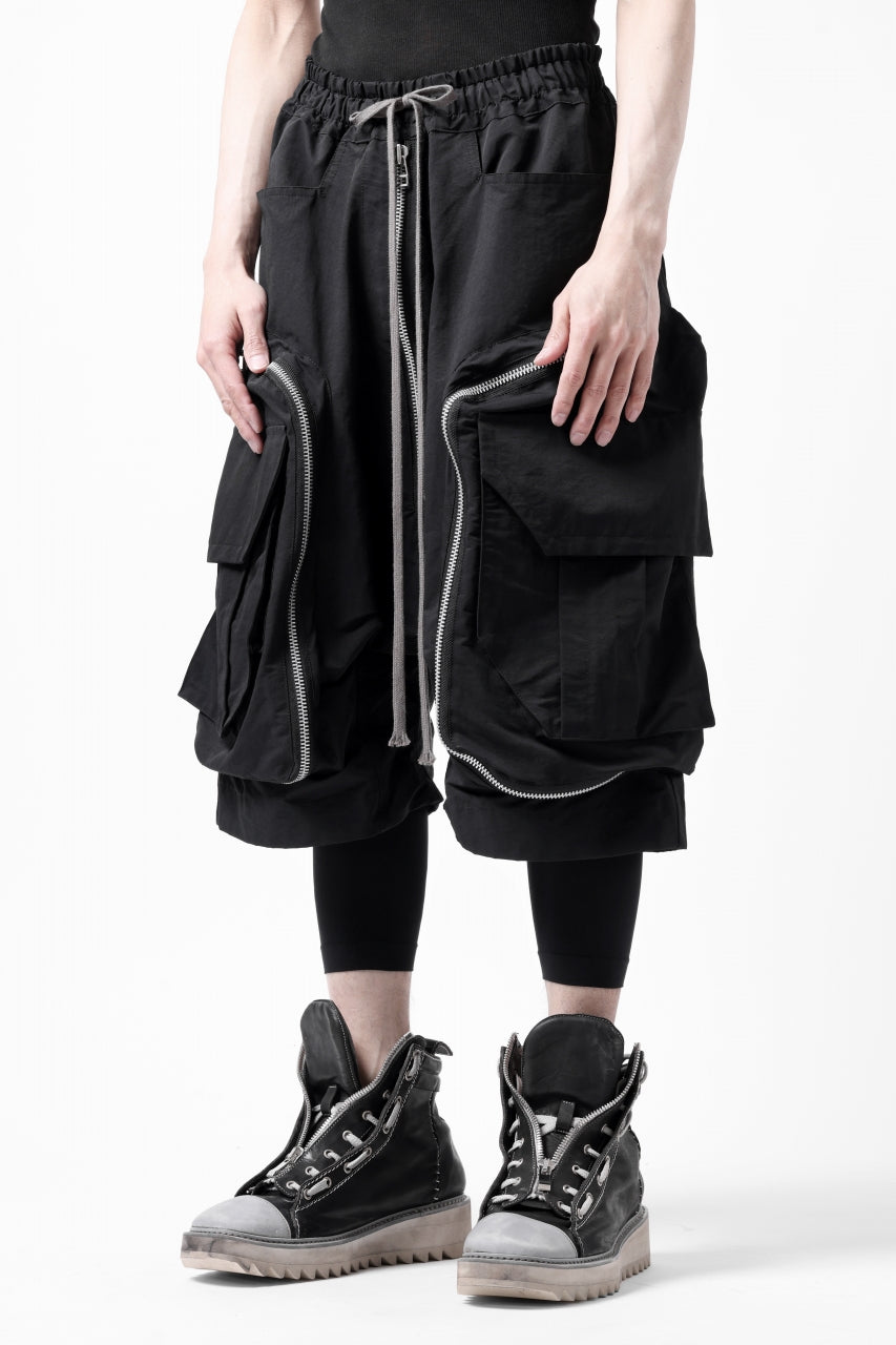 画像をギャラリービューアに読み込む, A.F ARTEFACT RADICAL-ZIP MILITARY SARROUEL SHORTS (BLACK)